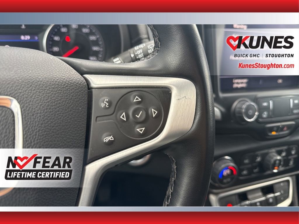 Used 2023 GMC Terrain SLT image 27