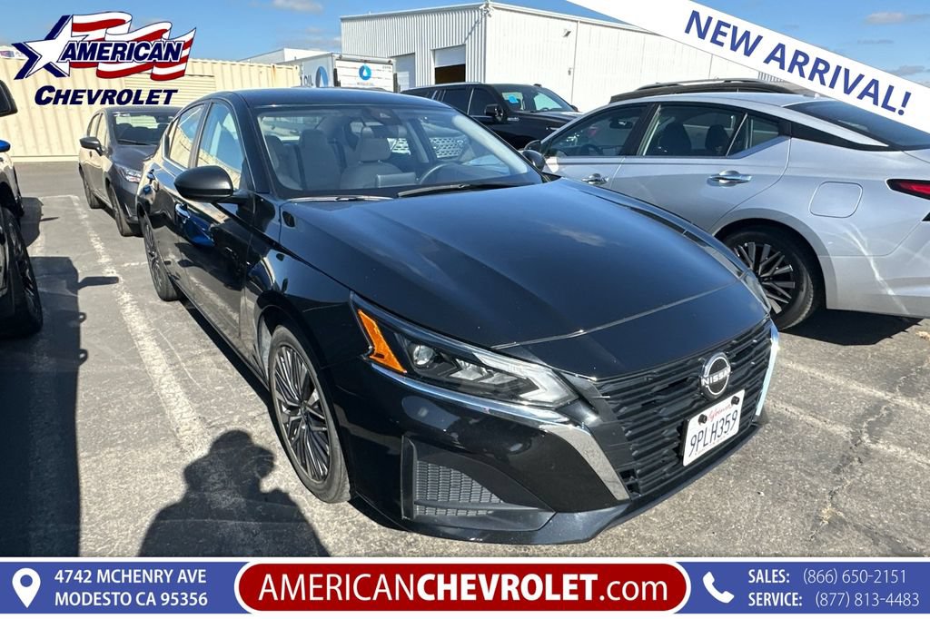 Used 2025 Nissan Altima 2.5 SV