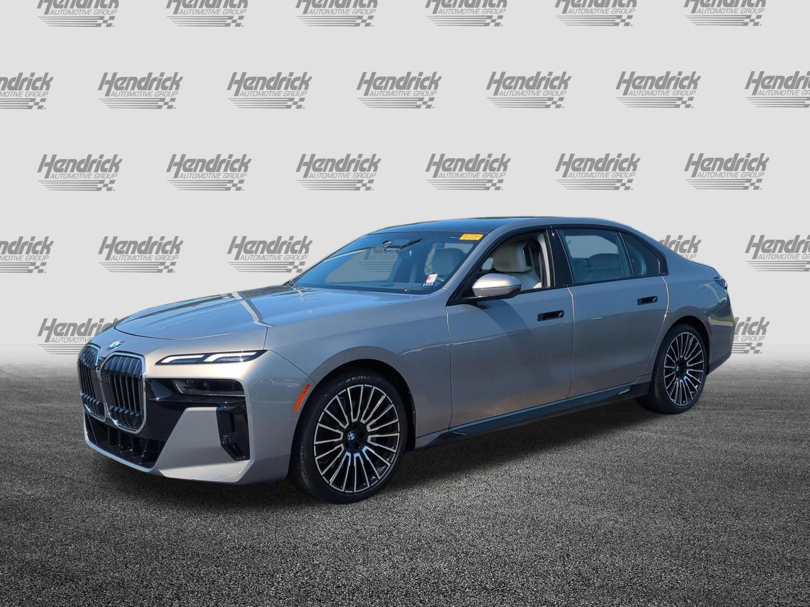 Certified 2025 BMW 740i RWD image 5