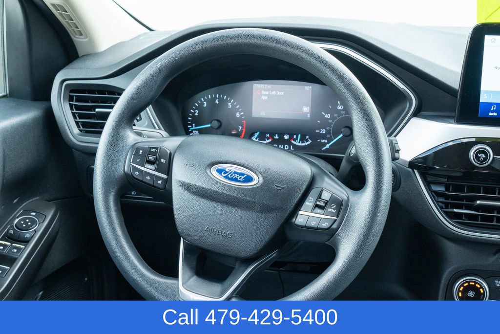 Used 2020 Ford Escape SE image 33