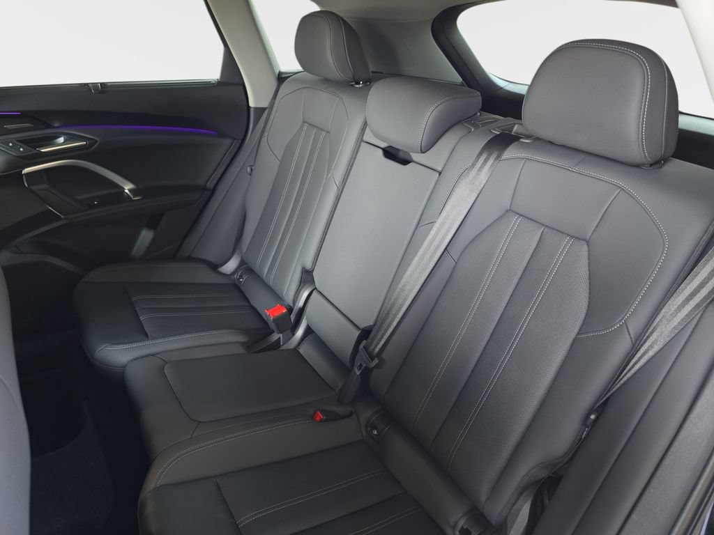 Used 2025 Audi Q5 Prestige AWD/4WD image 17