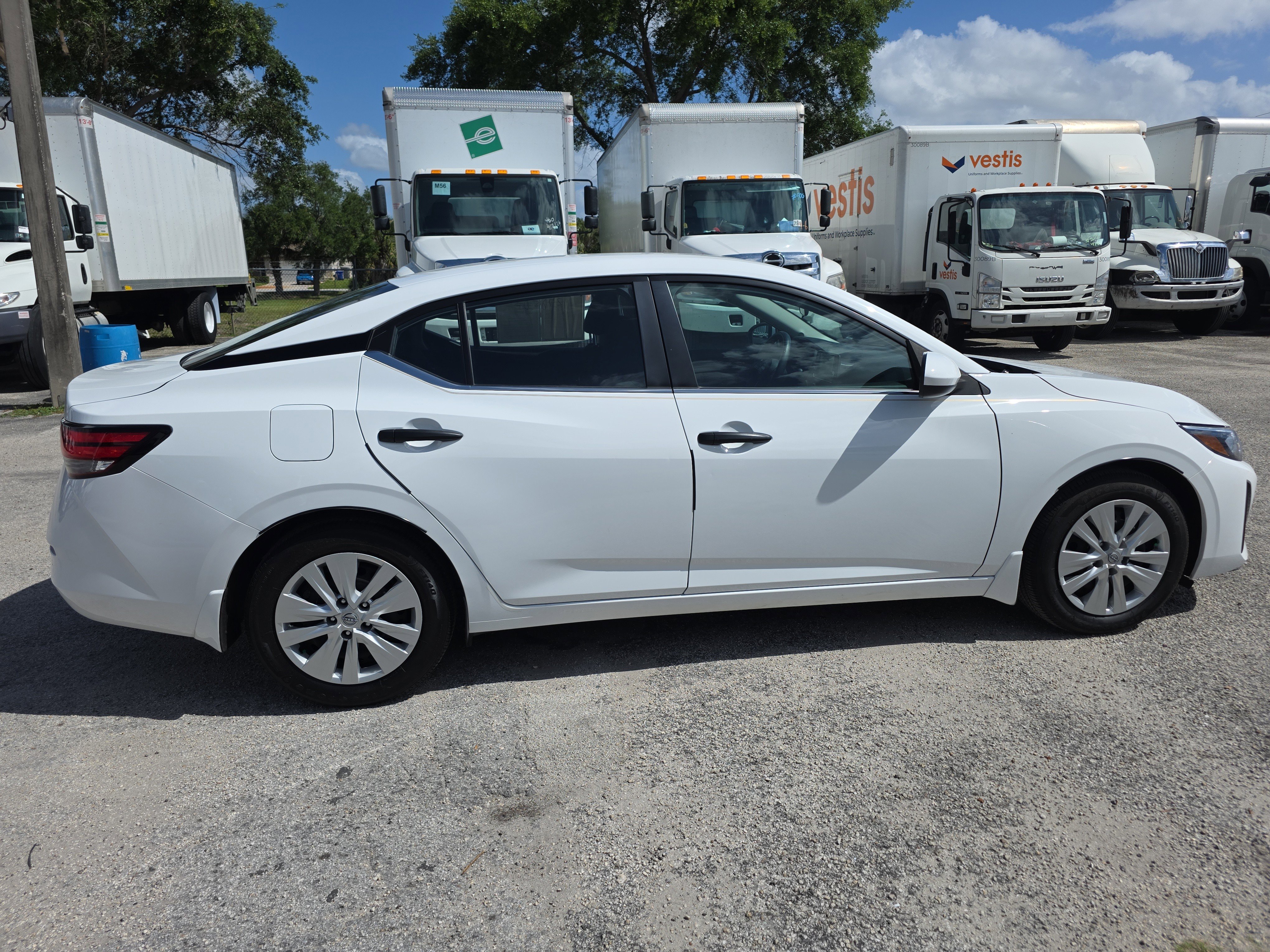 Used 2024 Nissan Sentra S image 8