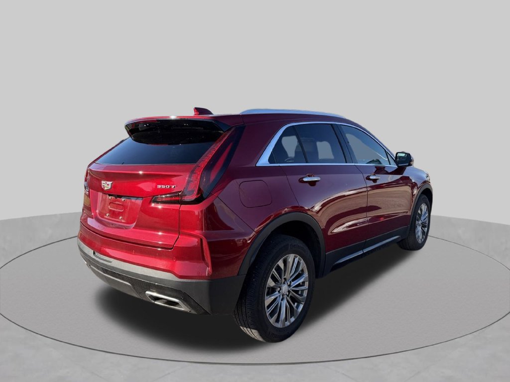 Used 2024 Cadillac XT4 Premium Luxury w/ Technology Package FWD image 6