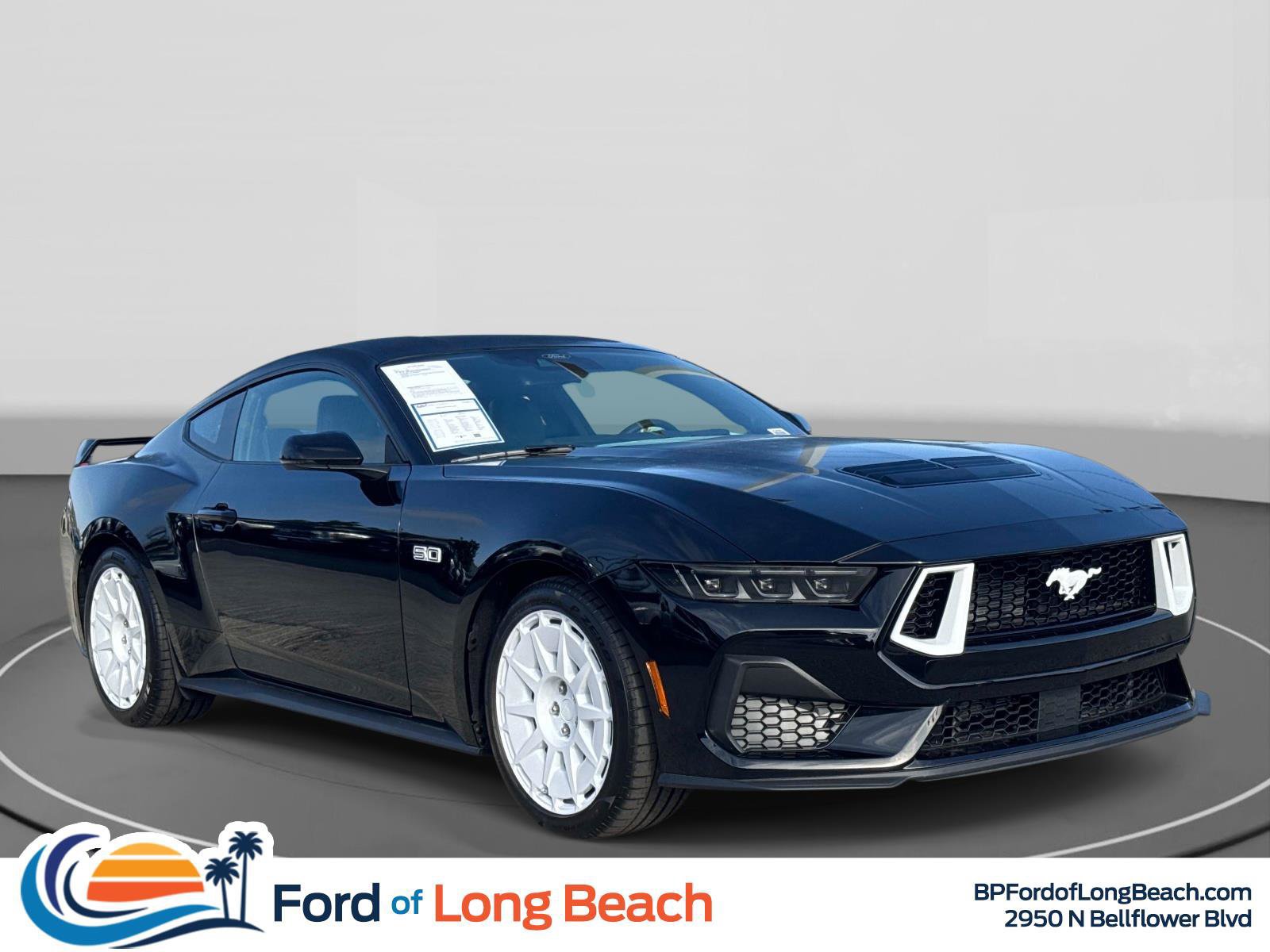 Used 2026 Ford Mustang GT Premium w/ GT Performance Package RWD image 1
