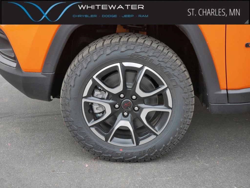 New 2026 Jeep Compass Trailhawk image 4