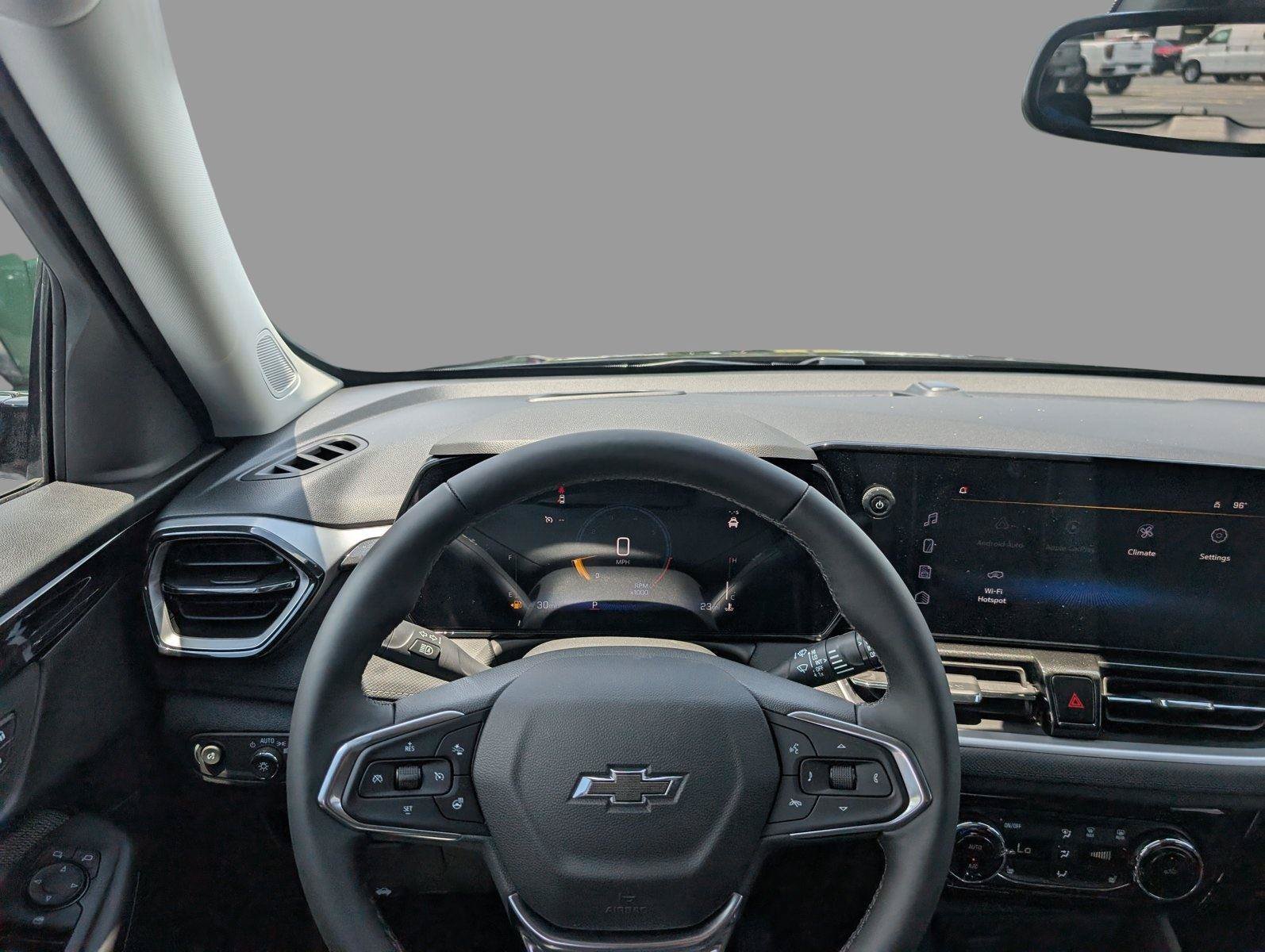 New 2026 Chevrolet TrailBlazer LT w/ Convenience Package FWD image 34