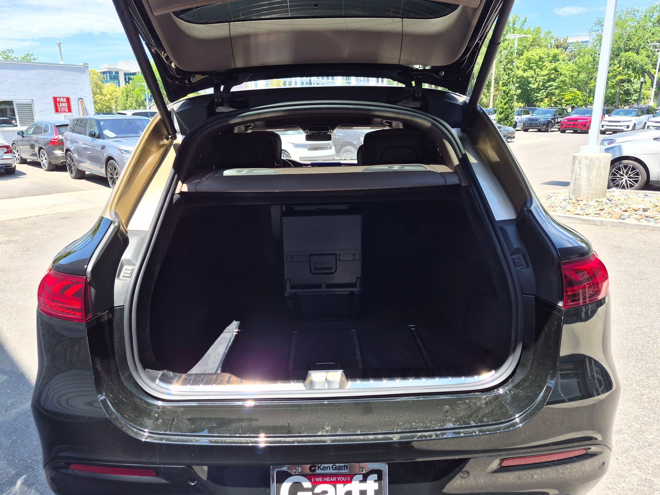 Certified 2024 Mercedes-Benz Maybach EQS 680 4MATIC image 27