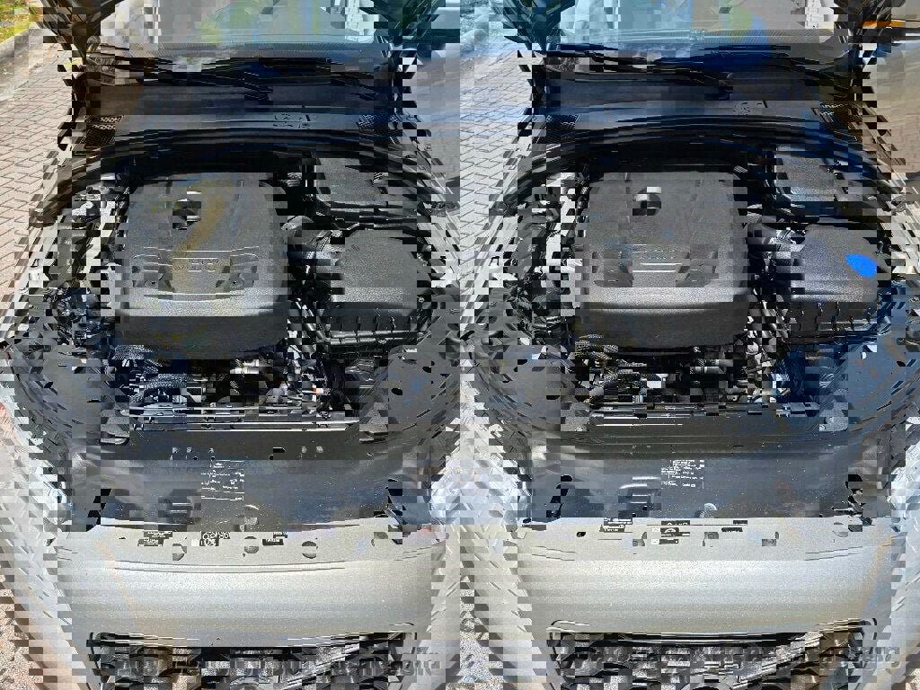 Used 2015 Volvo XC70 T5 Premier w/ Proximity Package FWD image 29