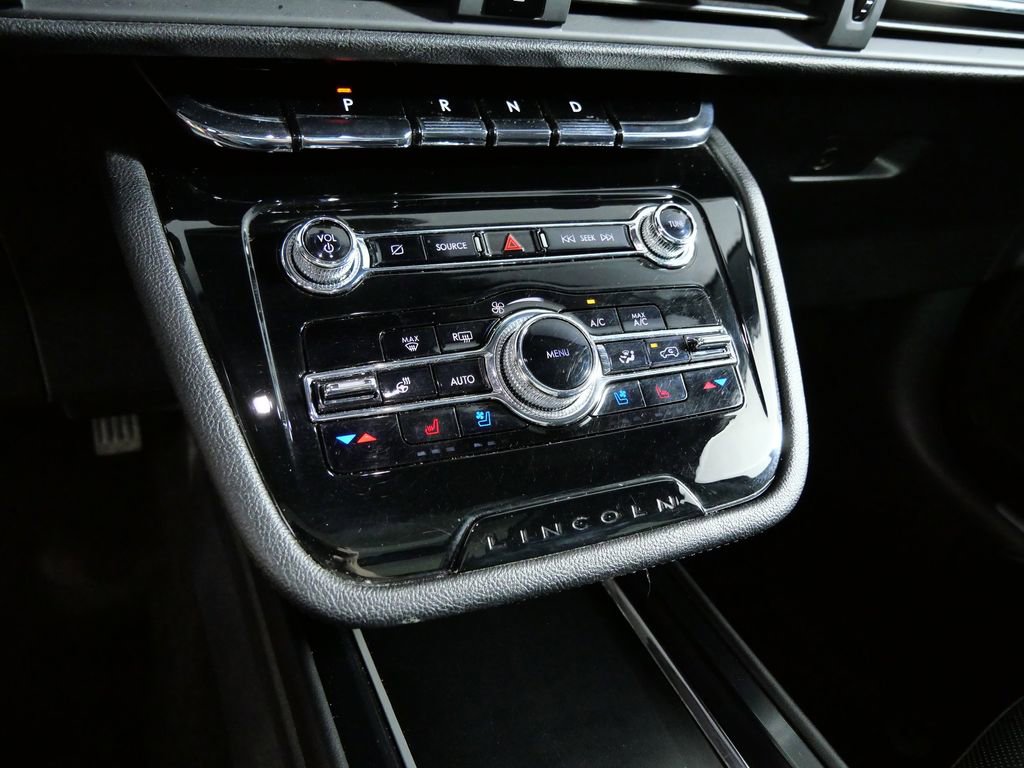 Used 2022 Lincoln Corsair Reserve w/ Elements Package image 20