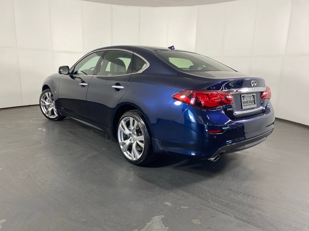 Used 2017 INFINITI Q70 3.7 w/ Technology Package AWD/4WD image 10