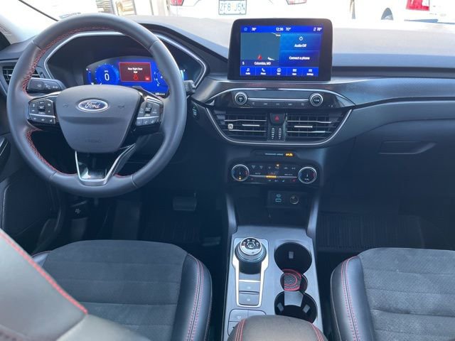 Used 2022 Ford Escape SEL w/ SEL Stealth AWD Package image 24