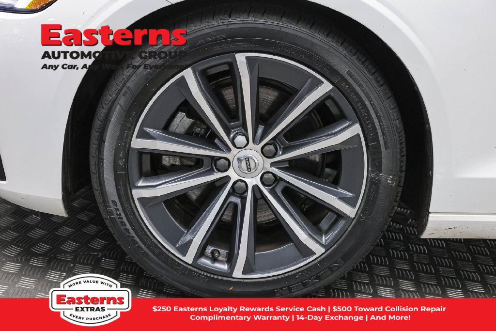 Used 2022 Volvo S60 B5 Inscription FWD image 33