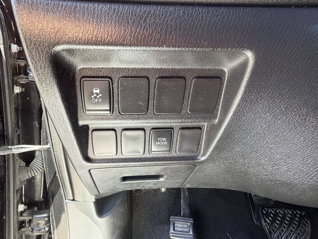 Used 2015 Nissan Pathfinder S AWD/4WD image 15