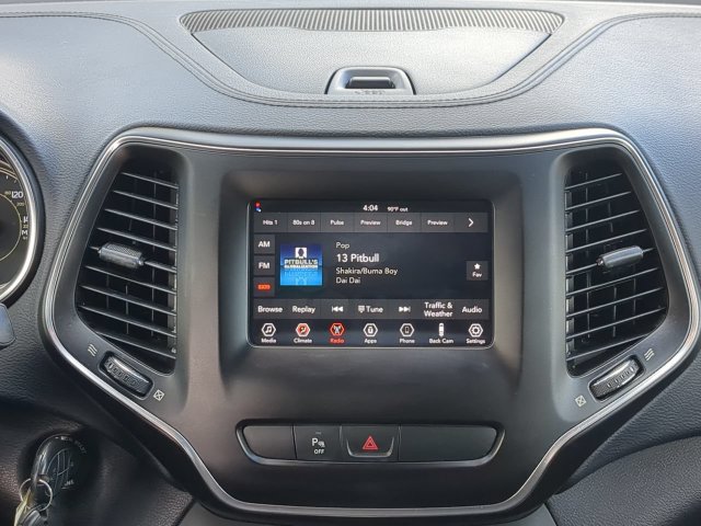 Used 2020 Jeep Cherokee Latitude FWD image 19