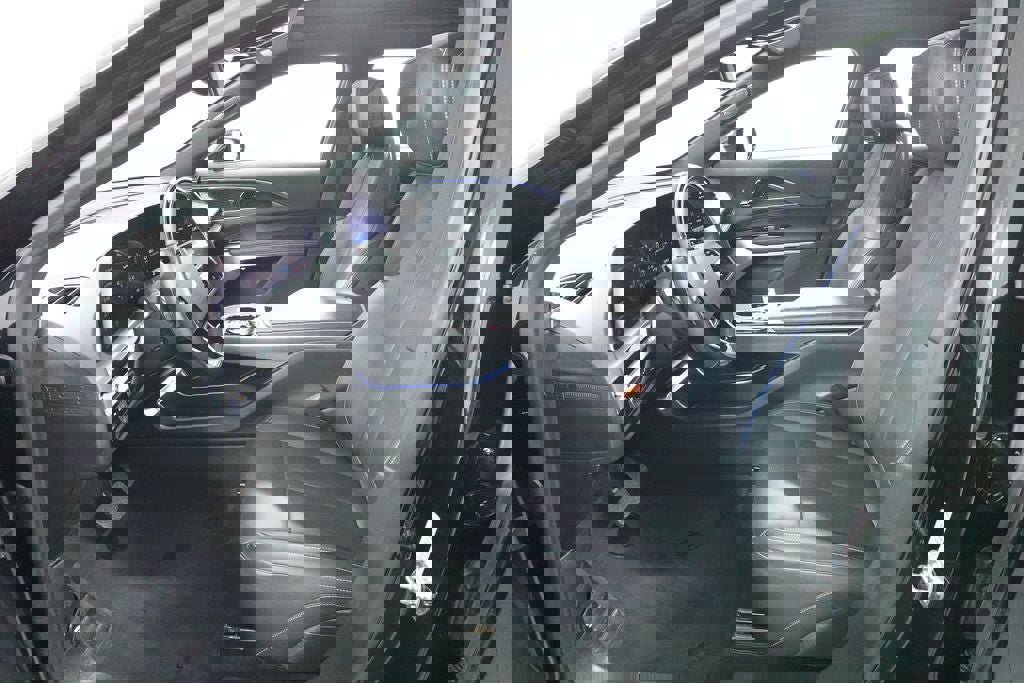 Used 2024 Cadillac Lyriq Luxury image 24