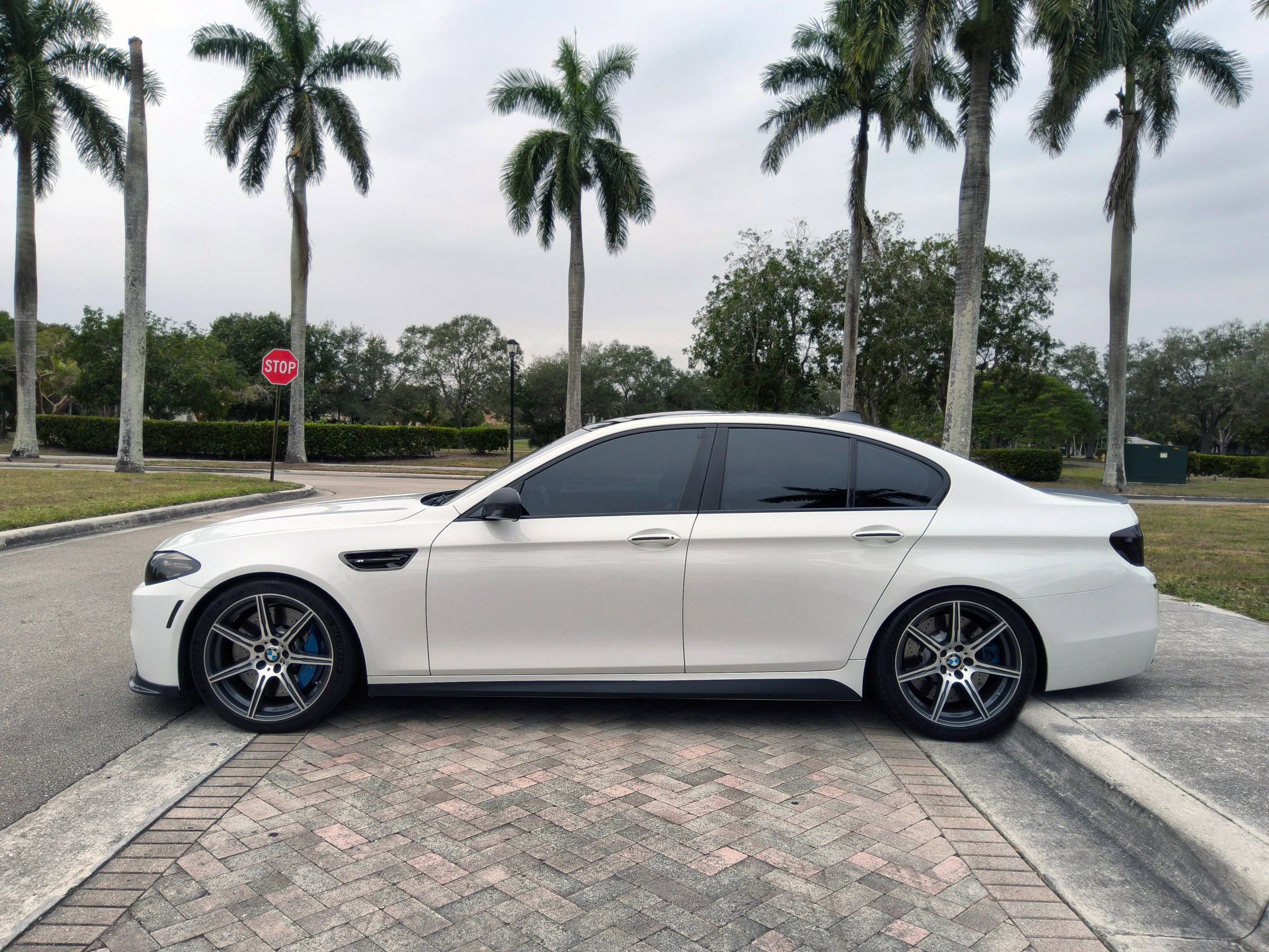 Used 2014 BMW M5 image 13