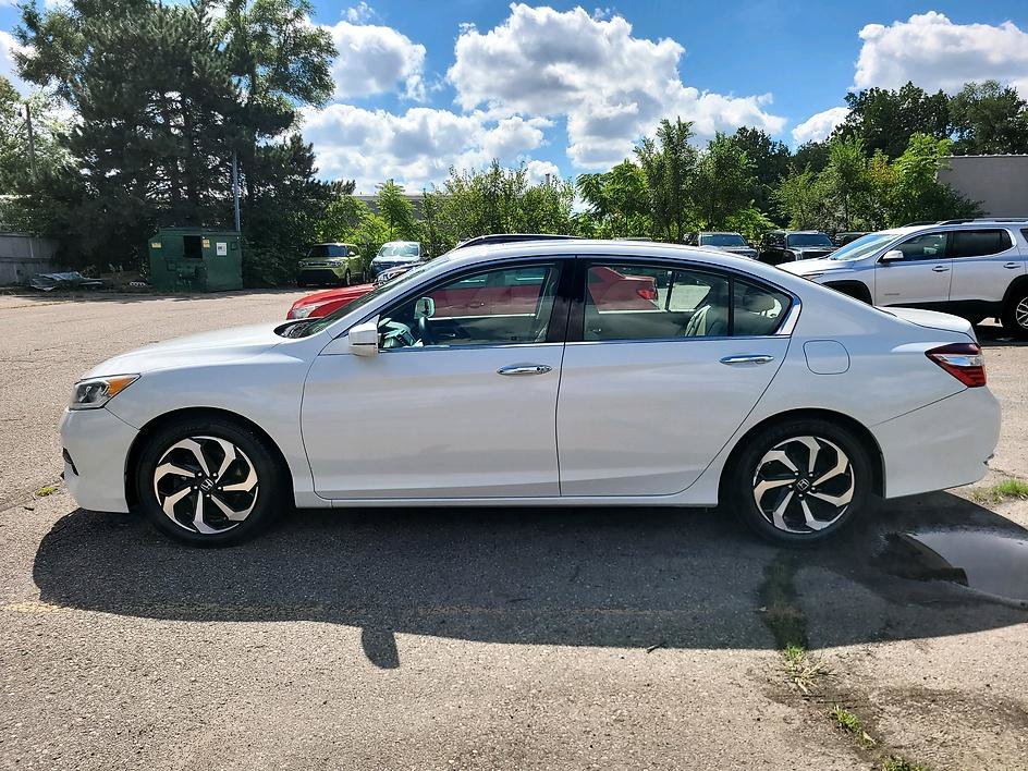 Used 2017 Honda Accord EX-L image 4