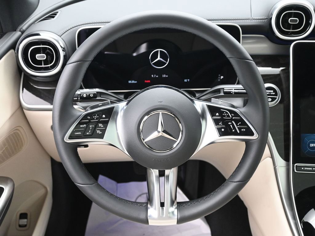 New 2025 Mercedes-Benz GLC 300 4MATIC image 16