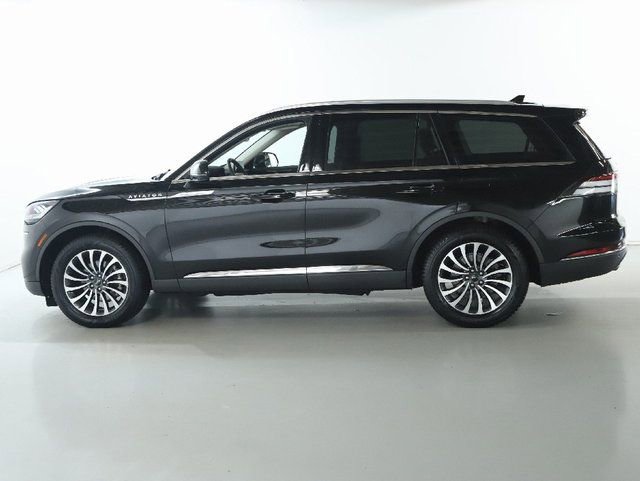 Certified 2023 Lincoln Aviator Reserve w/ Elements Package Plus image 40