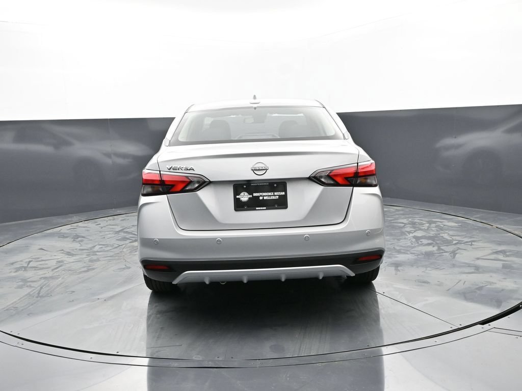 New 2025 Nissan Versa SV w/ Trunk Package FWD image 7