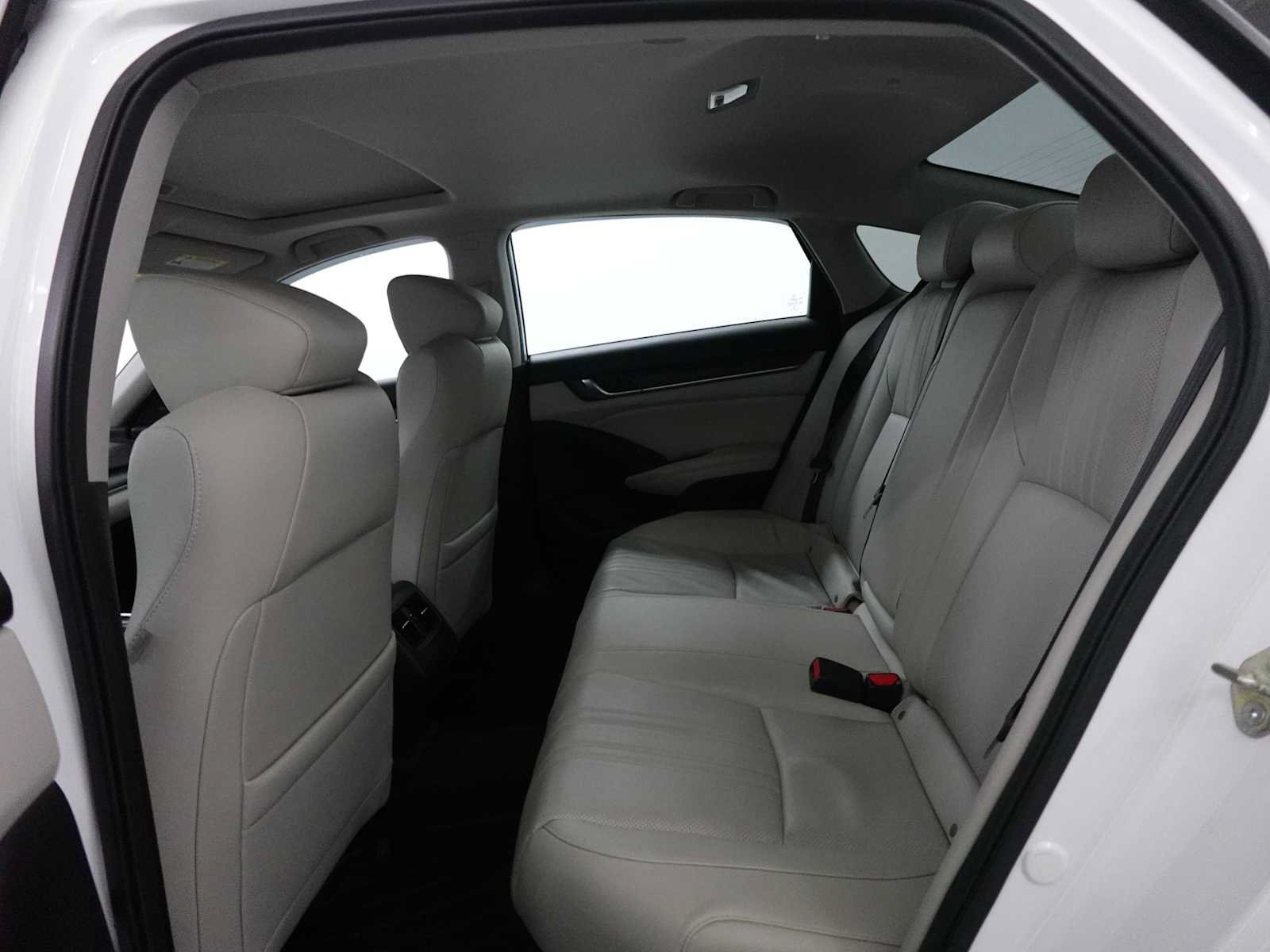 Certified 2019 Honda Accord EX-L image 26