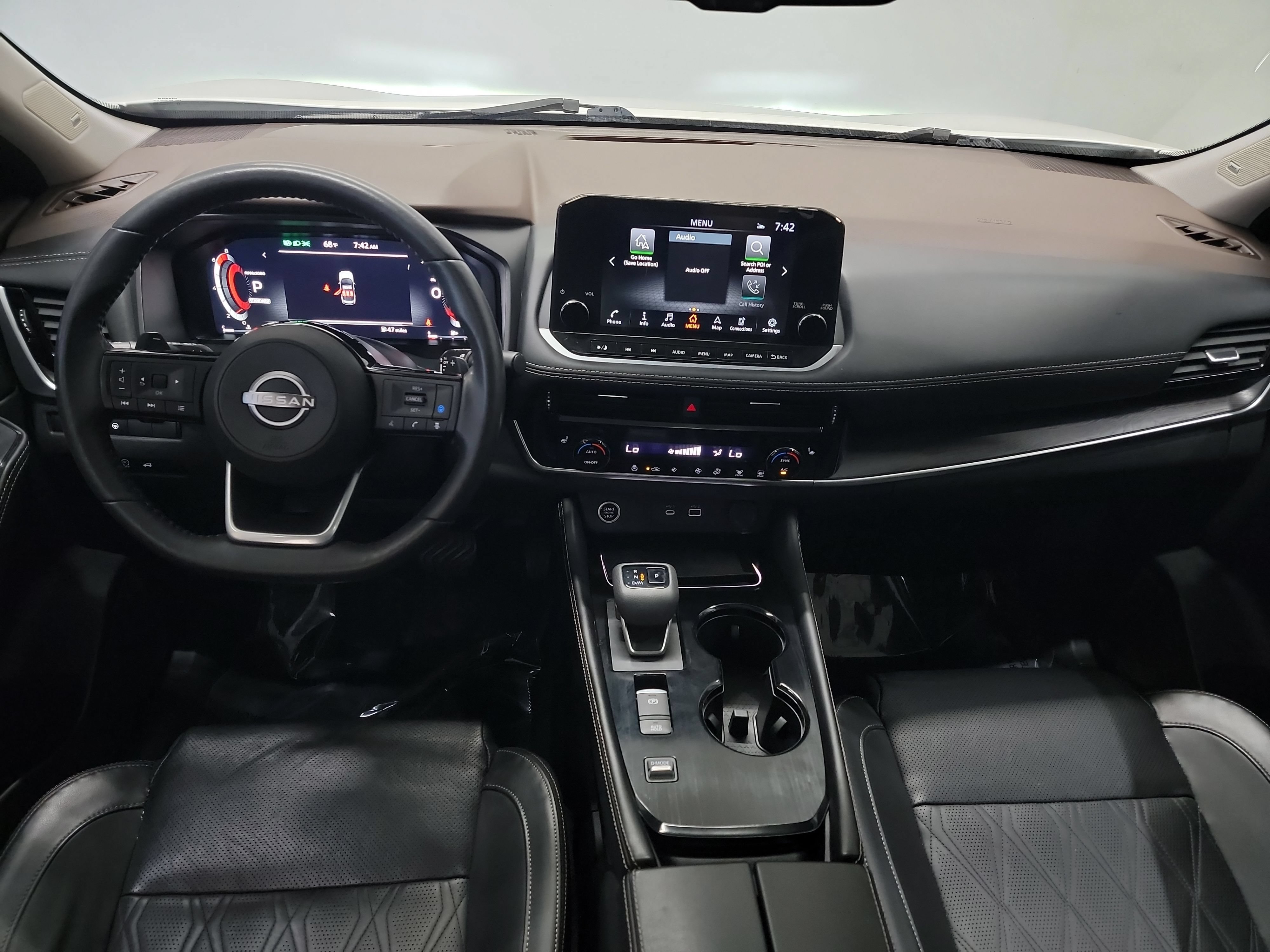 Used 2023 Nissan Rogue Platinum FWD image 15