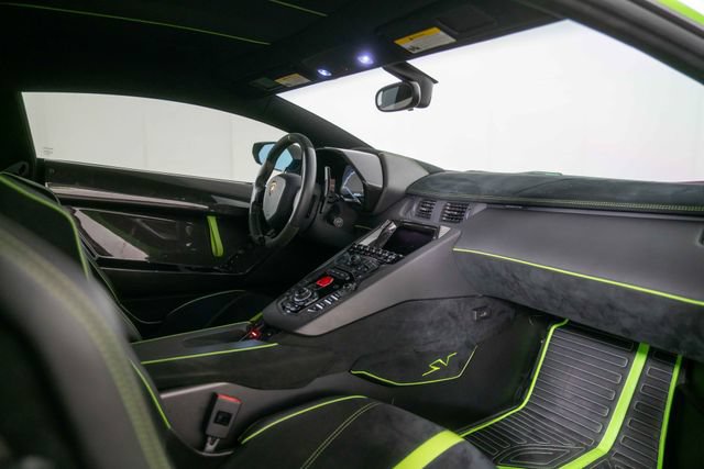 Used 2016 Lamborghini Aventador LP 750-4 Superveloce AWD/4WD image 22