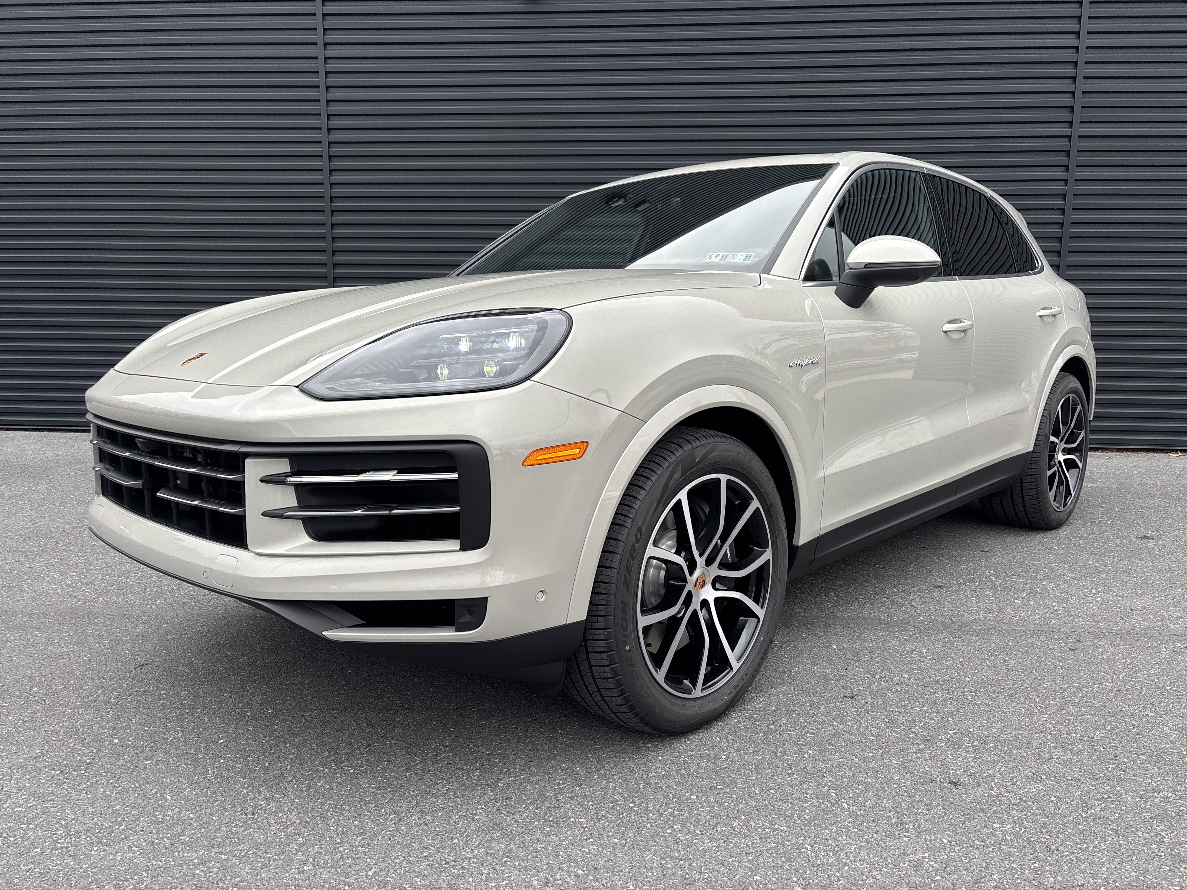 New 2026 Porsche Cayenne E-Hybrid AWD/4WD image 1