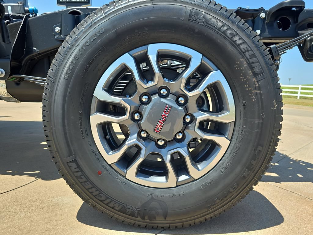 New 2026 GMC Sierra 3500 Pro AWD/4WD image 28