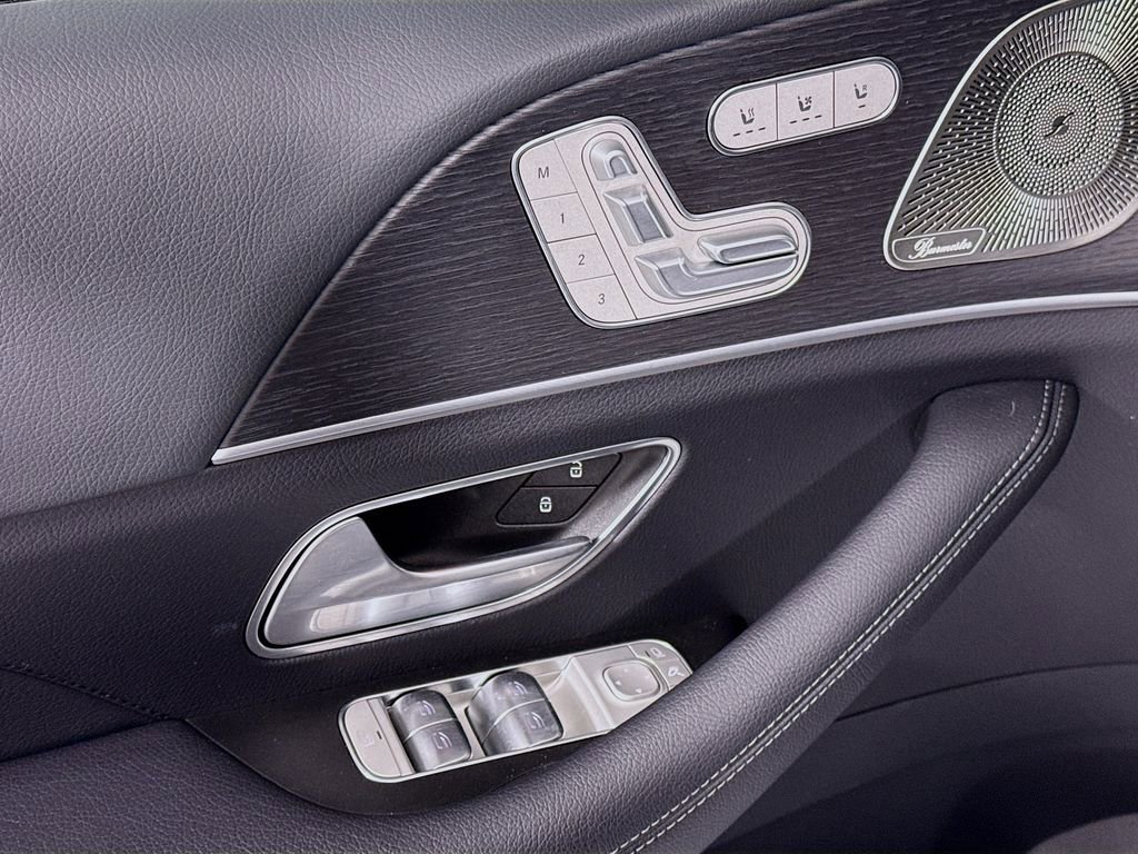 Used 2026 Mercedes-Benz GLS 450 4MATIC image 24