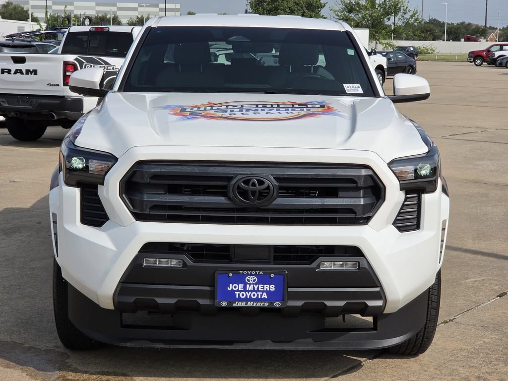 Used 2026 Toyota Tacoma SR5 RWD image 3