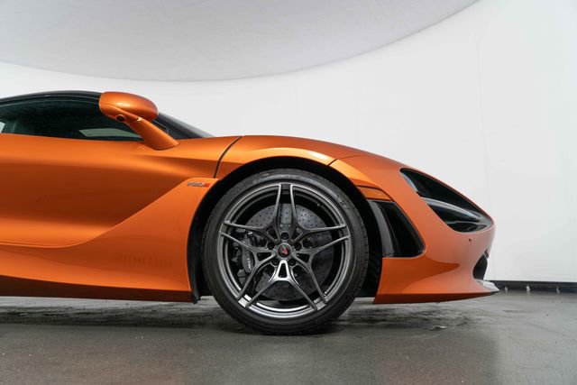 Used 2018 McLaren 720S RWD image 11