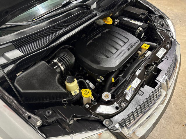 Used 2019 Dodge Grand Caravan SXT FWD image 45
