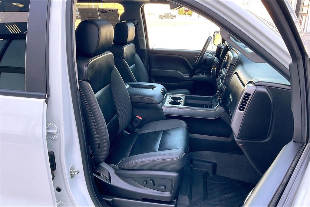 Used 2018 GMC Sierra 1500 SLT w/ All Terrain X Package image 7