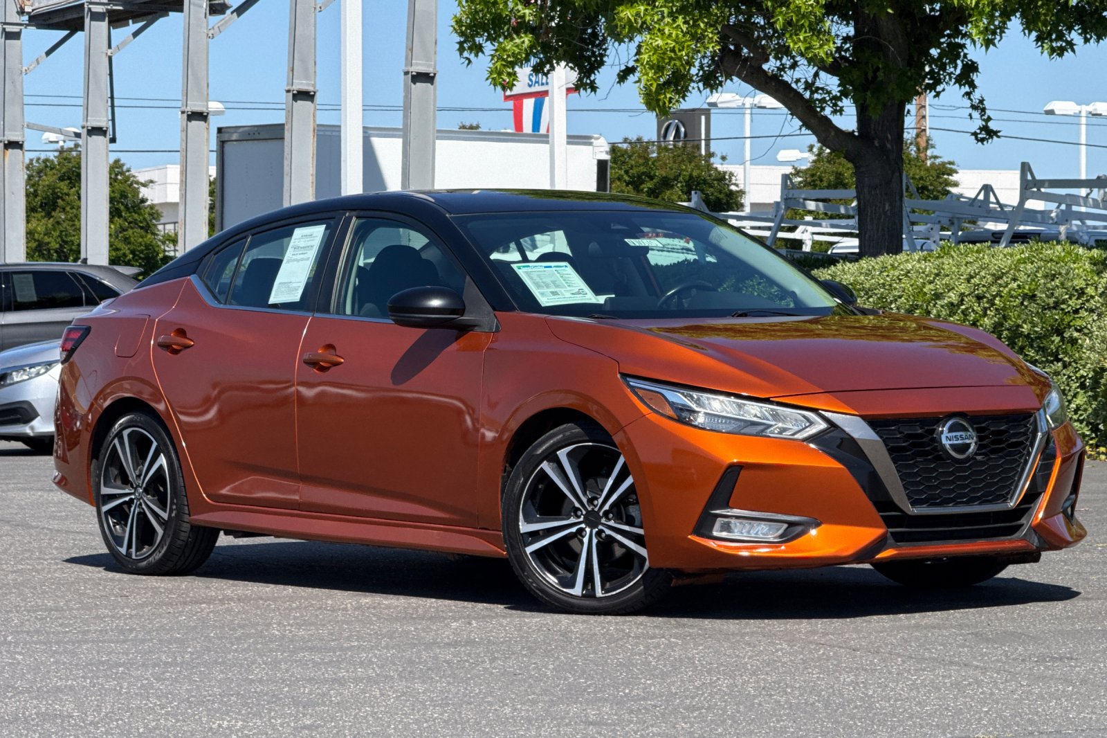 Certified 2023 Nissan Sentra SR w/ Lighting Package FWD image 2