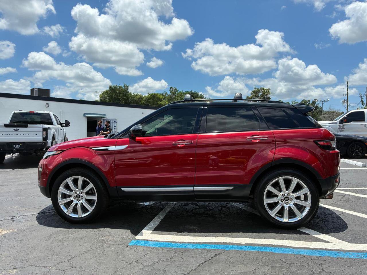 Used 2016 Land Rover Range Rover Evoque HSE AWD/4WD image 4