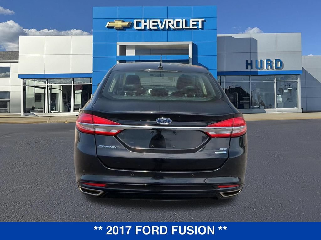 Used 2017 Ford Fusion SE w/ Fusion SE Technology Package AWD/4WD image 6