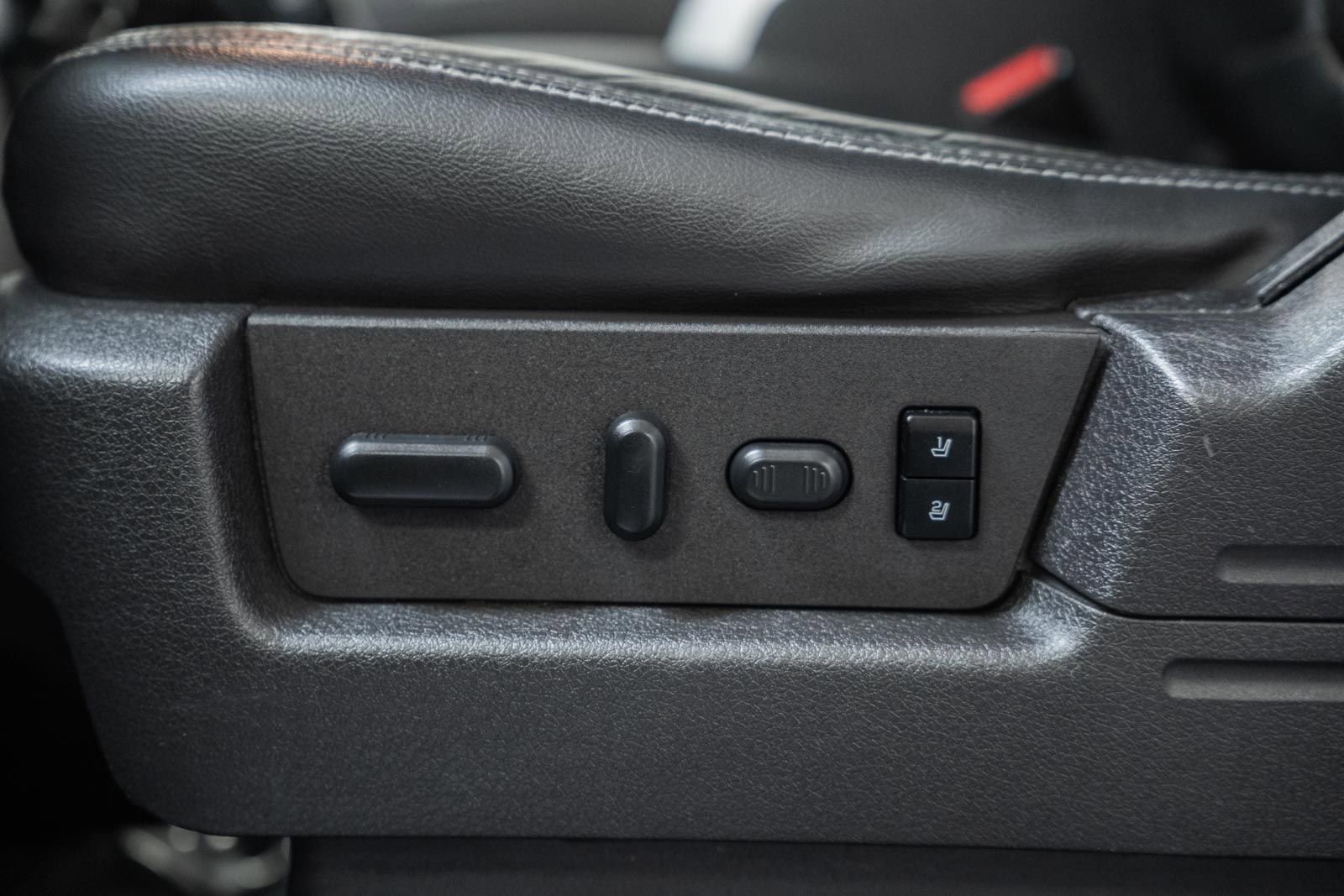 Used 2013 Ford F150 FX4 w/ Luxury Equipment Group image 41