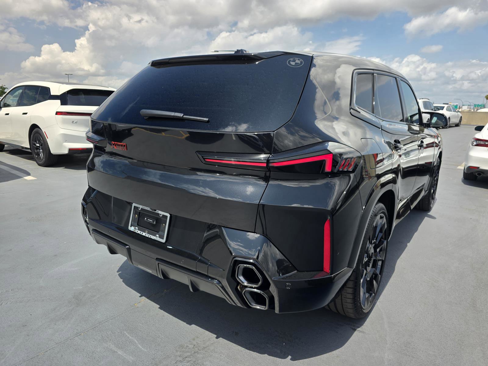 New 2026 BMW XM Label Red image 3