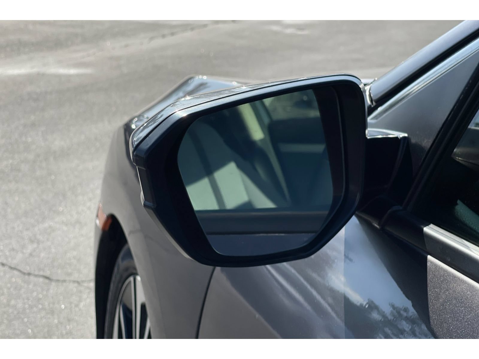 Used 2018 Honda Civic EX-T image 11