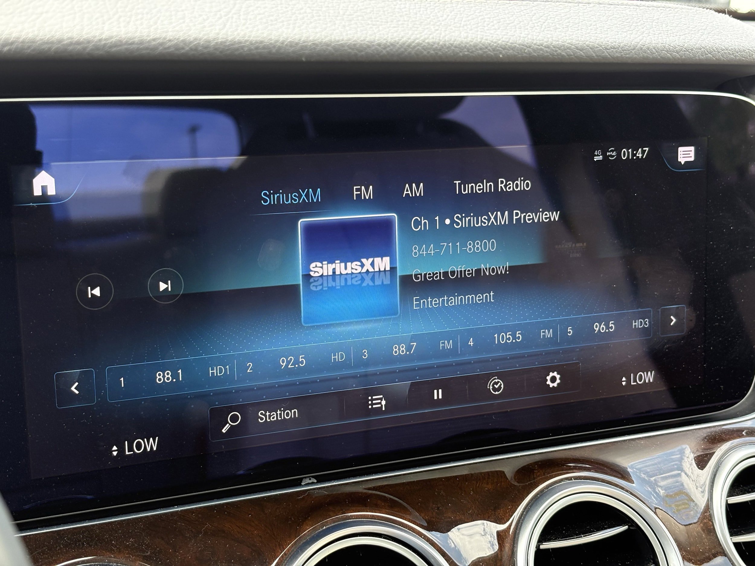 Used 2021 Mercedes-Benz E 350 4MATIC Sedan image 24