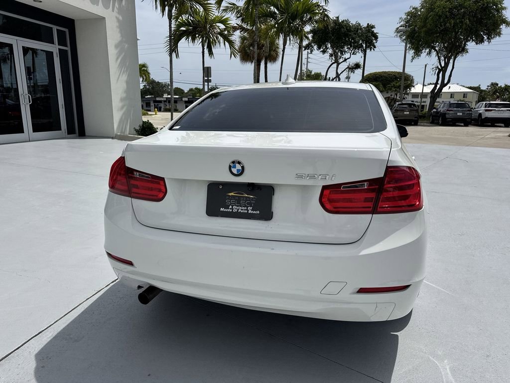 Used 2015 BMW 320i Sedan RWD image 25