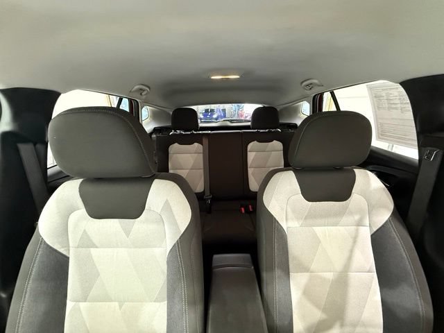 Used 2025 Chevrolet Trax LS w/ Driver Confidence Package FWD image 27