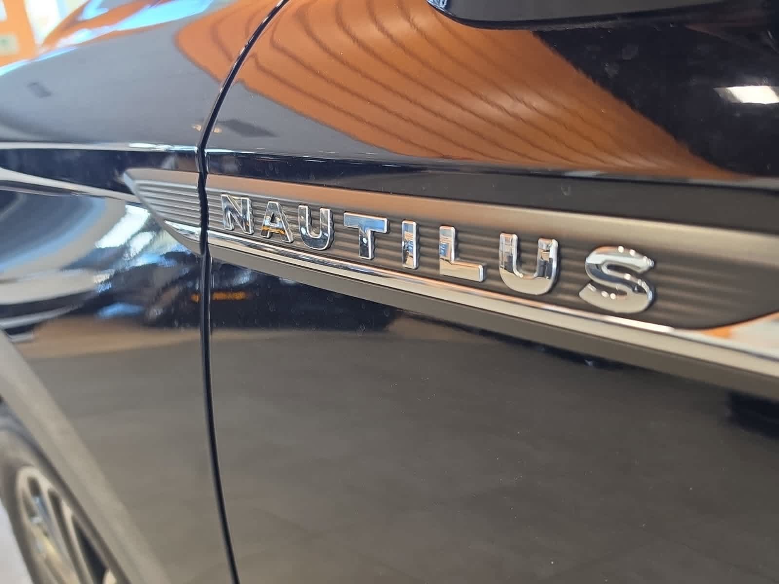 Used 2019 Lincoln Nautilus Reserve AWD/4WD image 15