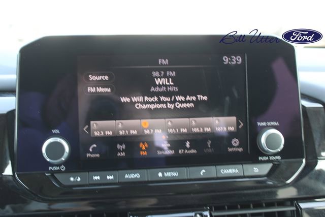 Used 2025 Nissan Pathfinder SV image 19