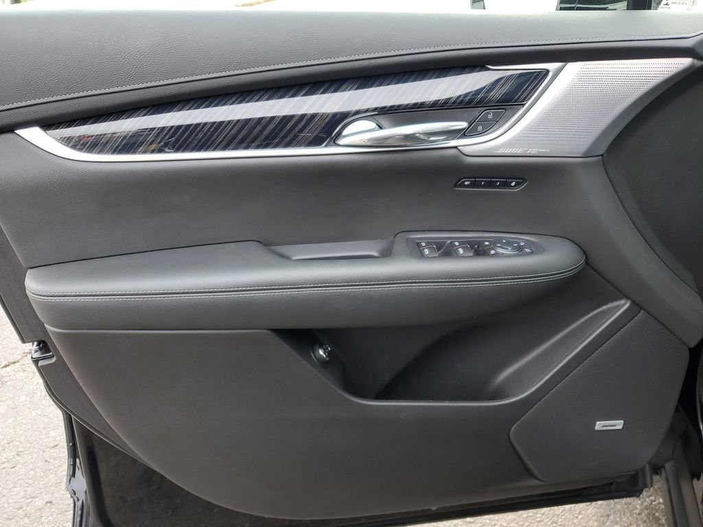 Used 2023 Cadillac XT6 Premium Luxury image 22
