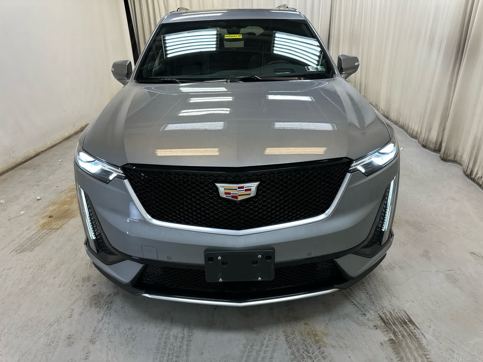 Used 2024 Cadillac XT6 Sport w/ Technology Package AWD/4WD image 8