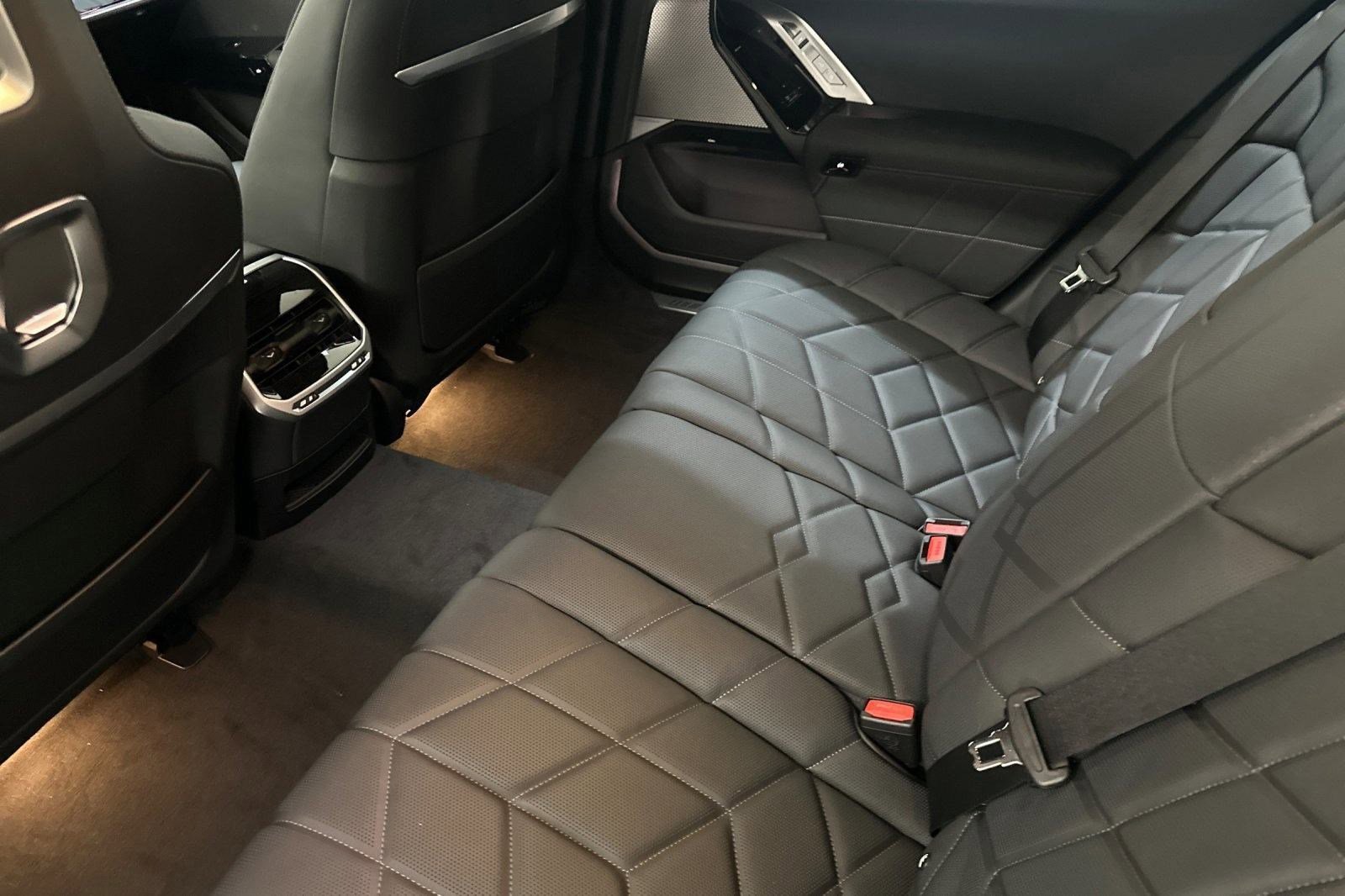 New 2026 BMW i7 eDrive50 w/ M Sport Package image 21