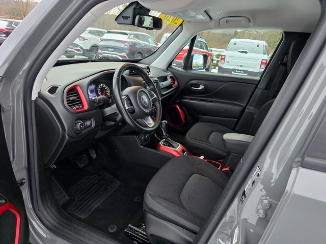 Used 2020 Jeep Renegade Trailhawk w/ Cold Weather Group image 14