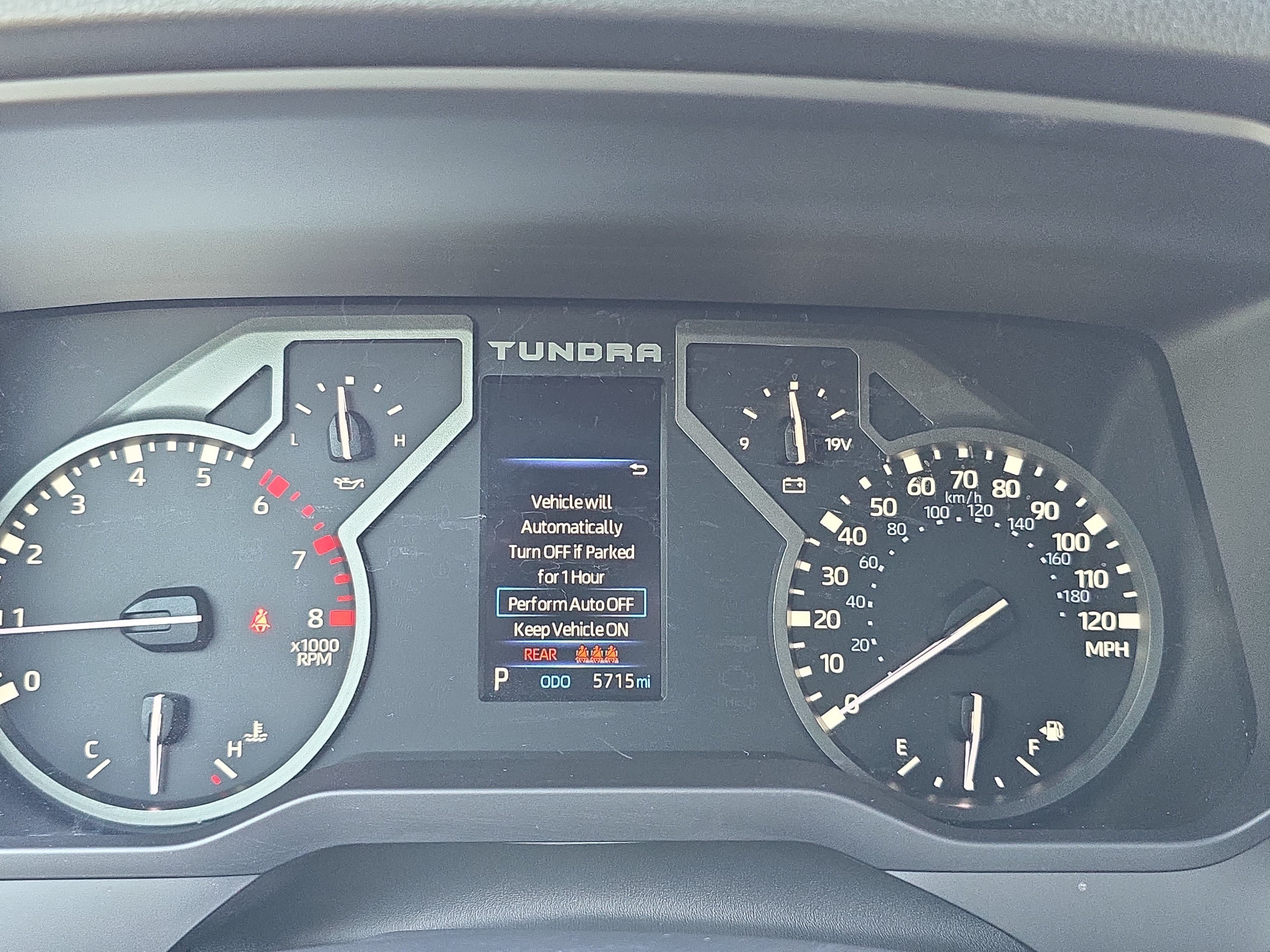Used 2025 Toyota Tundra SR5 w/ SR5 Convenience Package AWD/4WD image 18